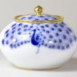 大倉陶園 水差し 「天竺孔雀」