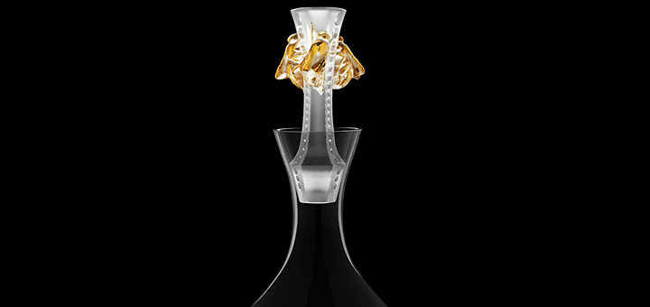 ラリック イヤーデカンタ 2015 アベイユ クリア ゴールド ( Lalique Abeilles - Decanter, Clear Crystal and Gold Stamped - 2015 Vintage Edition )