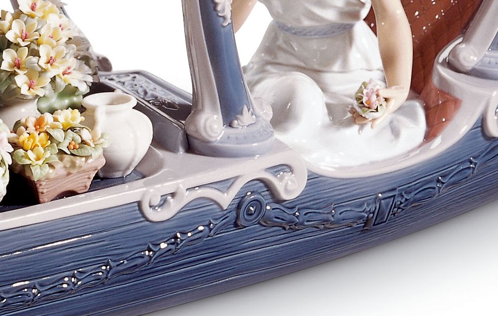 リヤドロ 女神のゴンドラ ( Lladro Gondola Of Love )