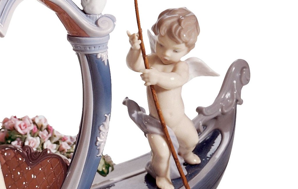 リヤドロ 女神のゴンドラ ( Lladro Gondola Of Love )