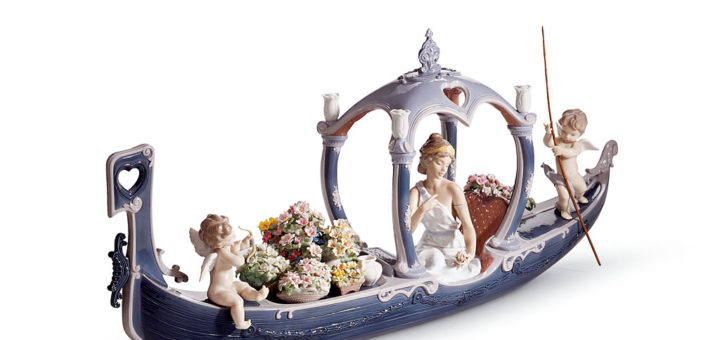 リヤドロ 女神のゴンドラ ( Lladro Gondola Of Love )