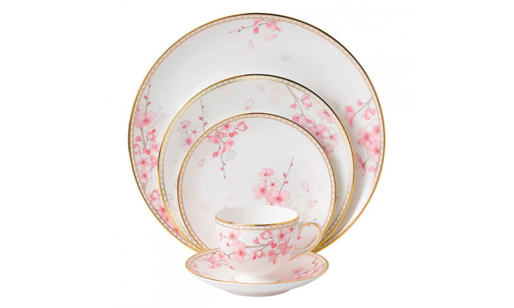 ウェッジウッド スプリング ブロッサム テーブルセッティング 5点セット ( Wedgwood Spring Blossom 5-Piece Place Setting )