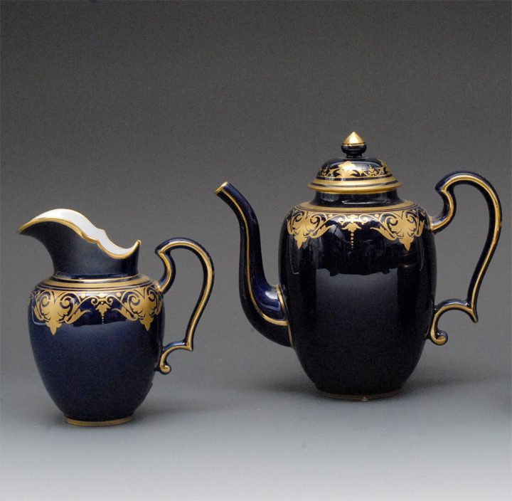 セーブル コーヒーポットセット コバルトと金 ( Sevres Dore Coffee Pot And Cover )