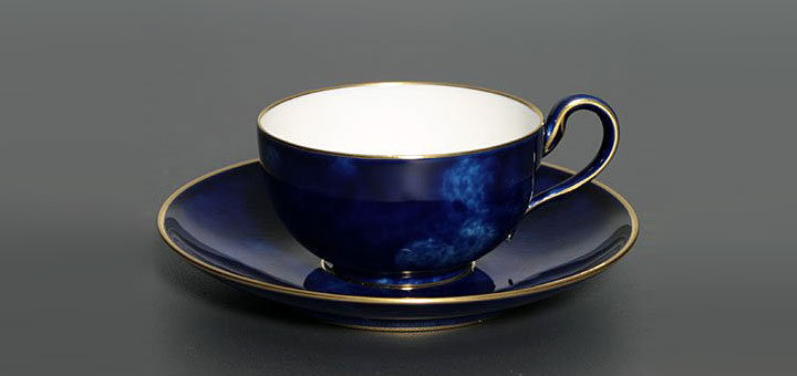 セーブル デミタスコーヒーカップ＆ソーサー ペルシャ セーブルブルー雲模様 ( Sevres Demitasse Coffee Cup Ans Saucer Bleu Nuage De Sevres )