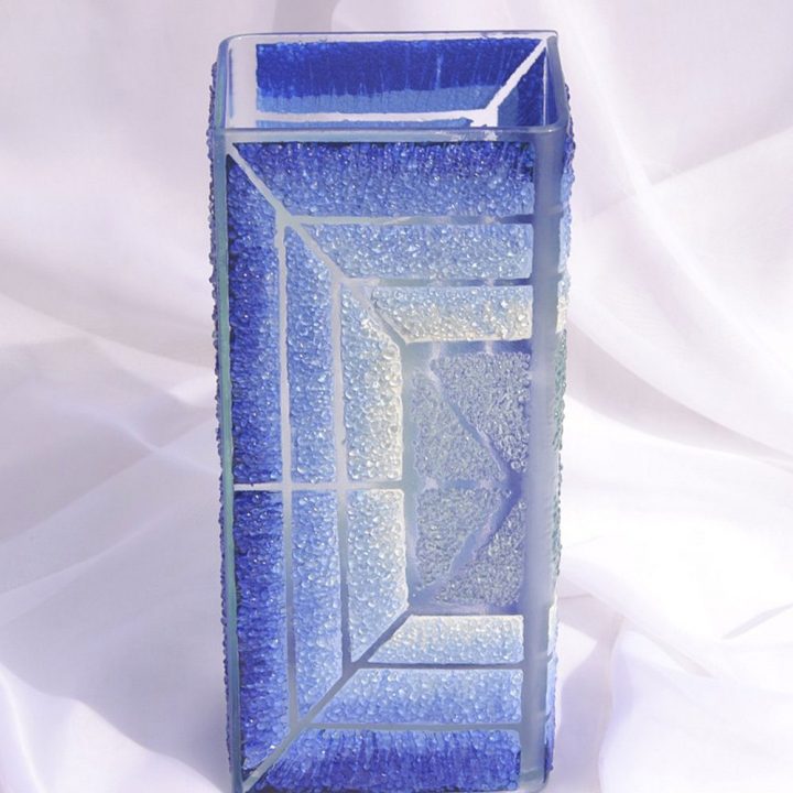 ボヘミアガラス 花瓶 ブルー ホワイト スクエア ( Bohemian Glass Vase Blue White Square )