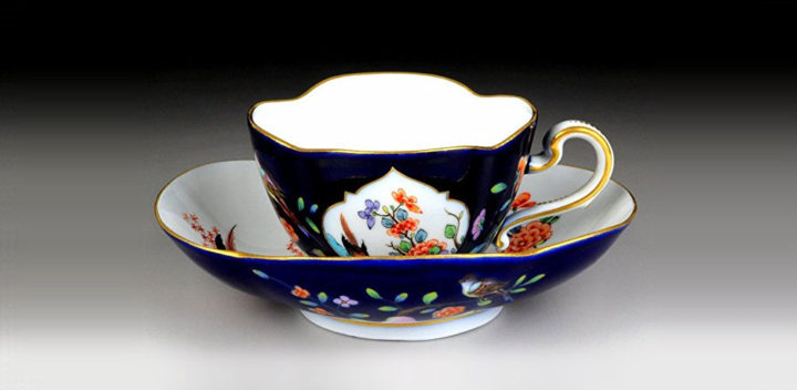 マイセン カップ＆ソーサー 柿右衛門 岩と花鳥紋 フルコバルト 四葉 ( Meissen Cup & Saucer Kakiemon Rock and Fower Bird Crest )