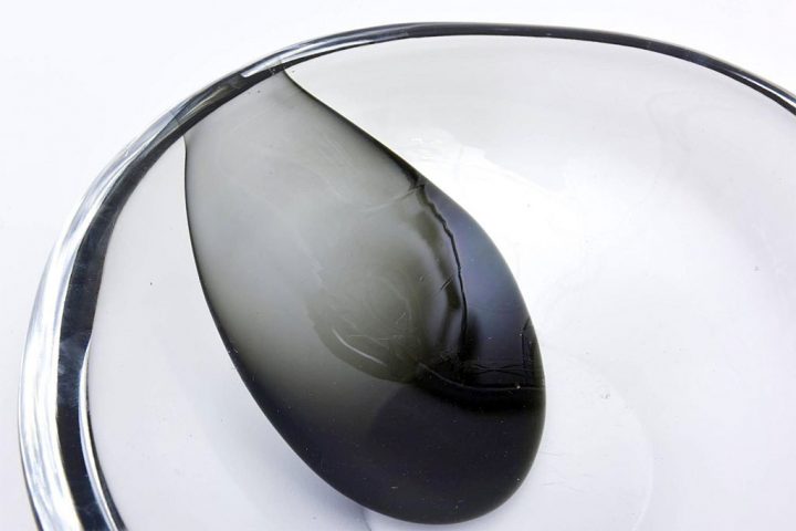 ヴェネチアガラス アントニオ・ダ・ロス 彫刻のようなボウル ( Venetian Glass Antonio Da Ros Chunky Sommerso Sculptural Glass Bowl ) 