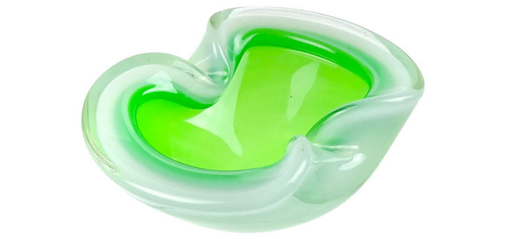 ヴェネチアガラス オパールのようなグリーンとホワイトの灰皿 ( Venetian Glass Opalescent Green White Glass Bowl Ashtray )