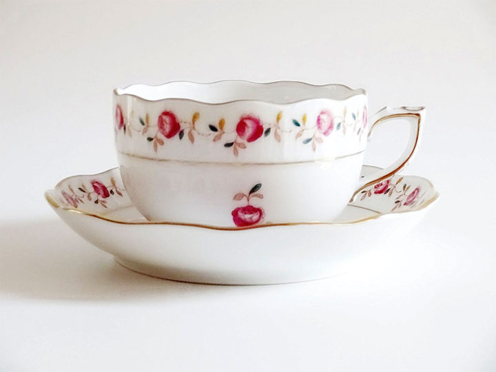 ヘレンド ローズガーランド ティーカップ&ソーサー ( Herend Rose Garland Tea Cup & Saucer )