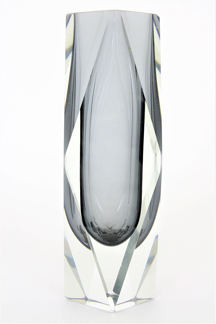 ヴェネチアガラス マンドラザート 花瓶 ソッメルソ ( Venetian Glass Mandruzzato Smoked Grey and Clear Faceted Sommerso Vase )