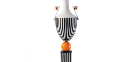 ウェッジウッド 花瓶 オレンジ・スフィア ( Wedgwood Tall Vase On Orange Sphere )