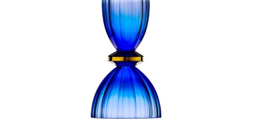 ボヘミアガラス モーゼル 花瓶 リトル・ヴェルサイユ ( Bohemian Glass Moser Little Versailles Hand Cut Underlaid Vase )