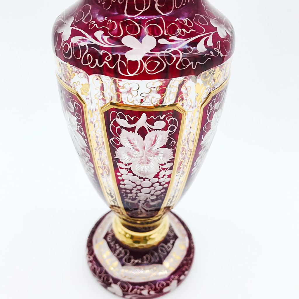 ボヘミアガラス エーゲルマン リッチエングレーヴィング 花瓶 レッド 金彩 葡萄文 ( Bohemian Glass Egermann RichEngraving Vase )